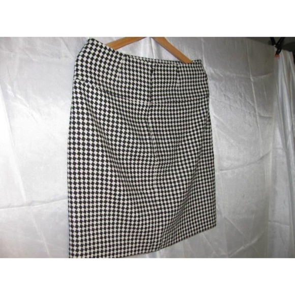 Talbots Houndstooth Wool Mini skirt, Sz small, fully lined, - Picture 6 of 16